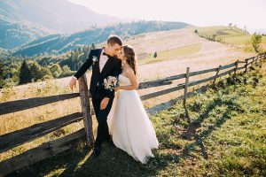 Make your farmyard wedding dream come true!